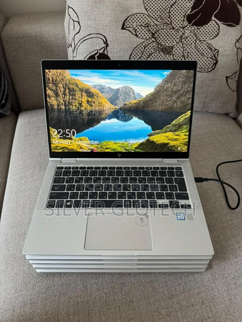 Laptop HP EliteBook 1030 8GB Intel Core i5 SSD 256GB