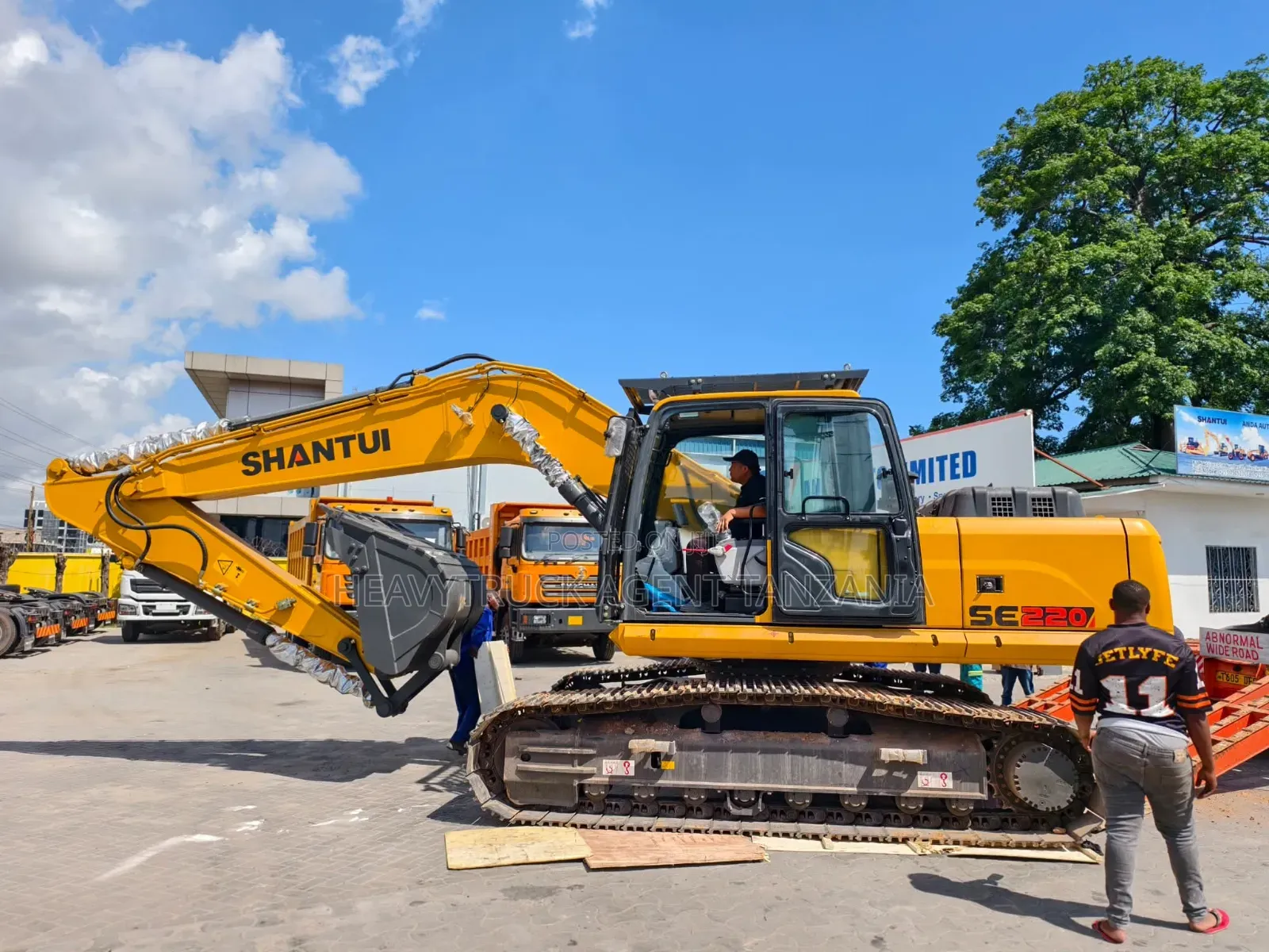 Shantui Excavator