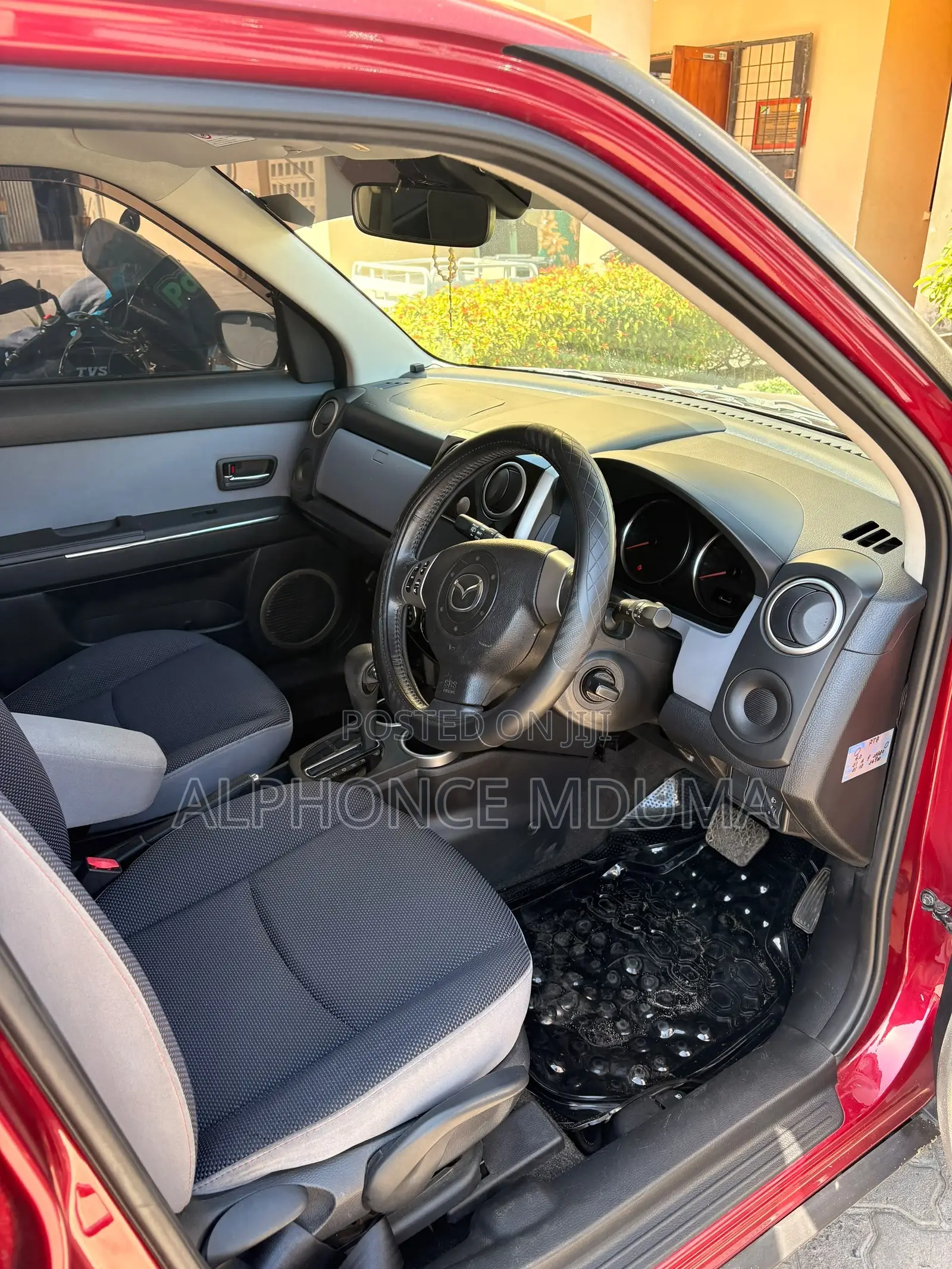 Mazda Verisa 2007 Burgundy