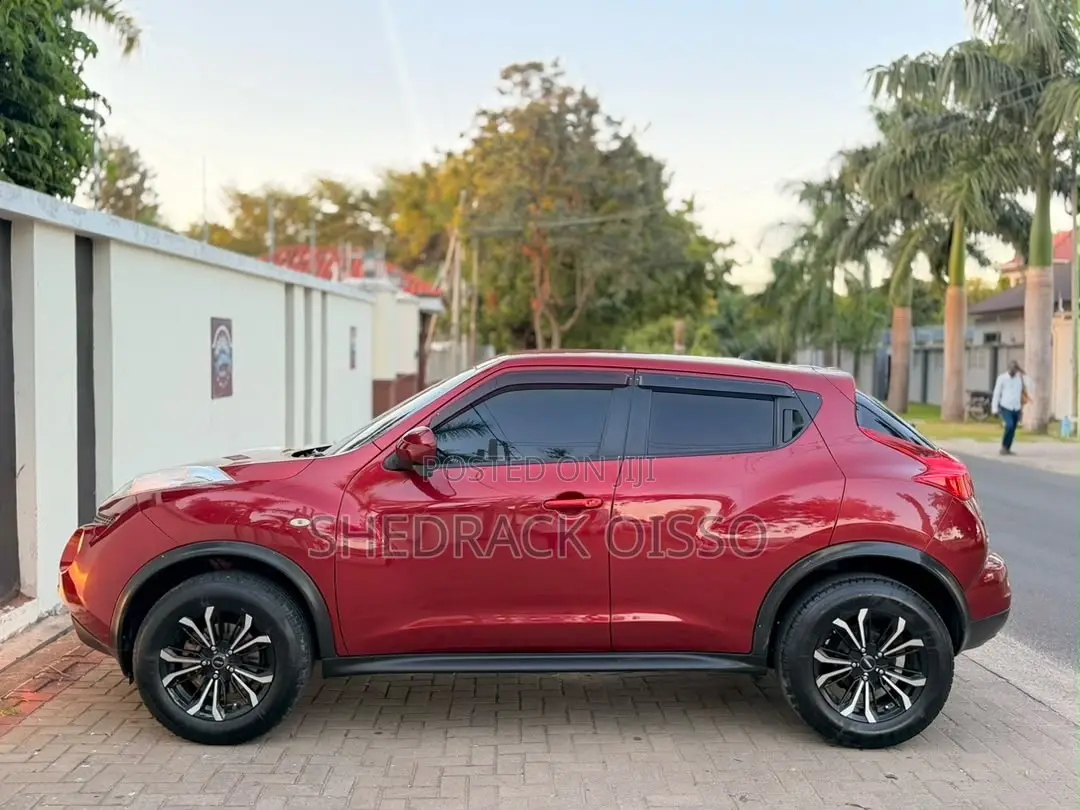 Nissan Juke 2012 Red