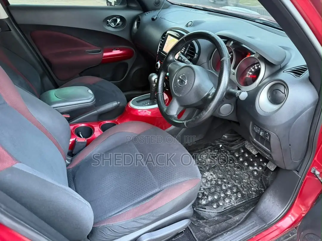 Nissan Juke 2012 Red