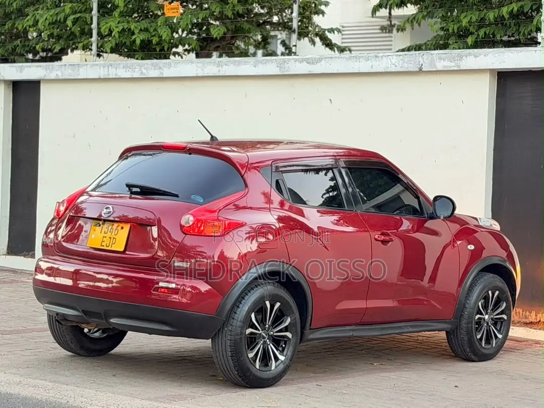 Nissan Juke 2012 Red
