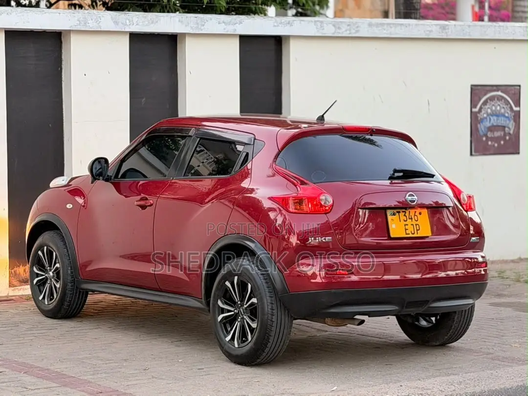 Nissan Juke 2012 Red
