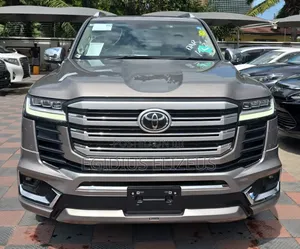 New Toyota Land Cruiser 2025 Beige