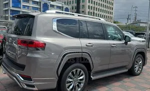 New Toyota Land Cruiser 2025 Beige