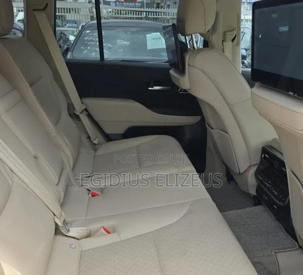New Toyota Land Cruiser 2025 Beige