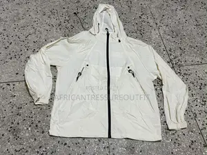 Lightweight Windbreakers Featuring a Contrasting Gray Zipper