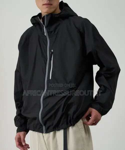 Lightweight Windbreakers Featuring a Contrasting Gray Zipper