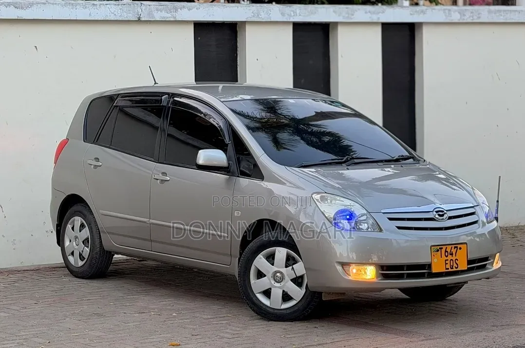 Toyota Corolla Spacio 2006 Silver