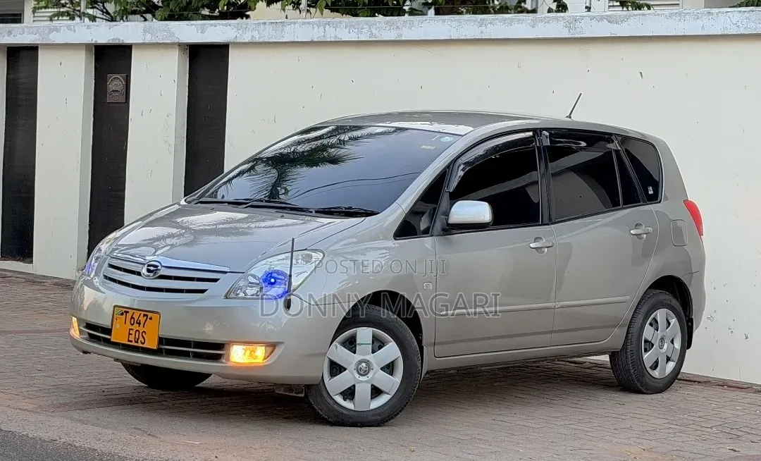Toyota Corolla Spacio 2006 Silver