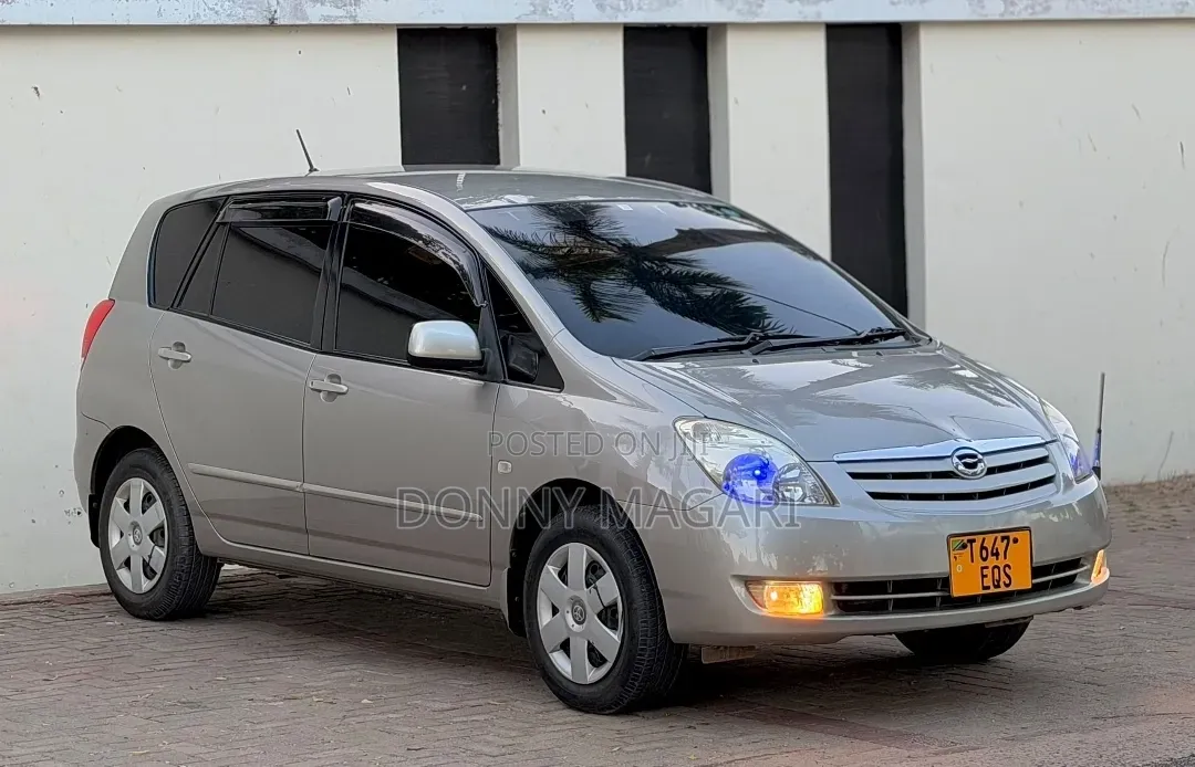 Toyota Corolla Spacio 2006 Silver