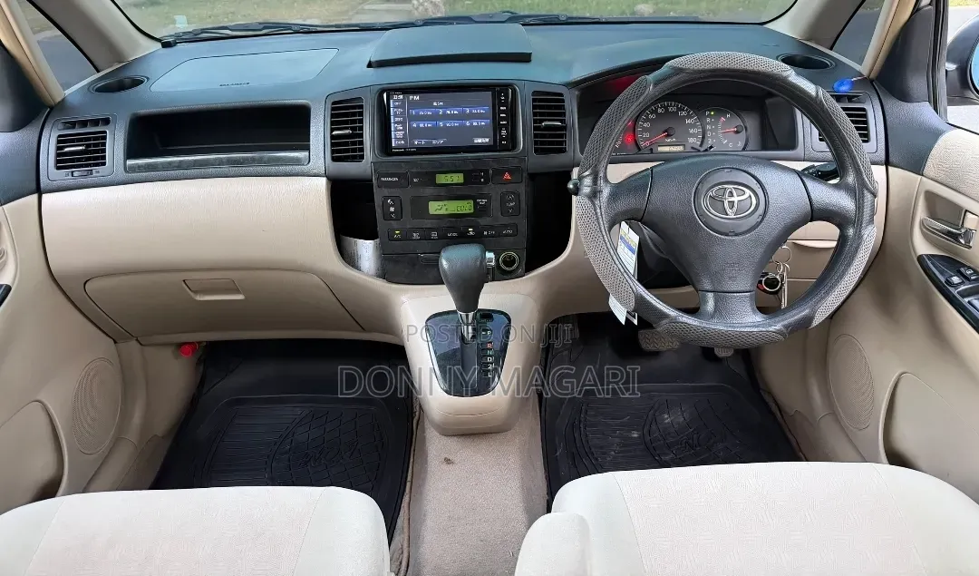 Toyota Corolla Spacio 2006 Silver