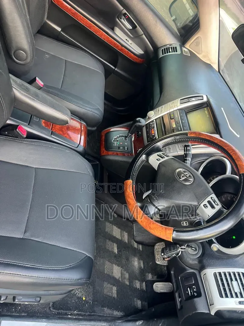 Toyota Harrier 2006 Black