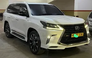 Toyota Land Cruiser 2021 White