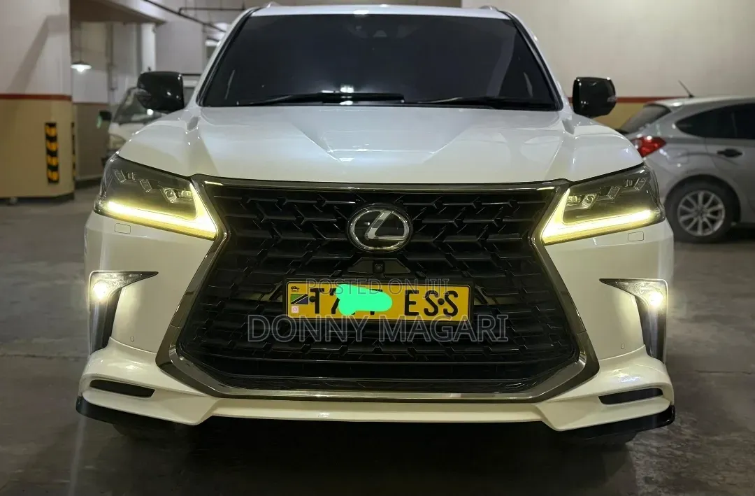 Toyota Land Cruiser 2021 White