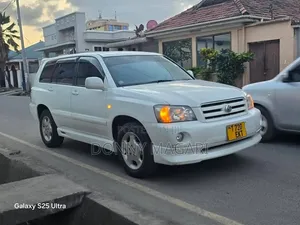 Toyota Kluger 2006 White