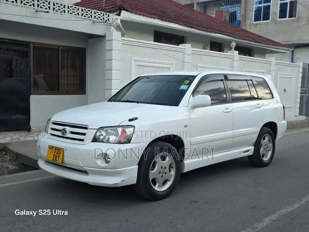 Toyota Kluger 2006 White
