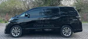 Toyota Vellfire 2009 Black