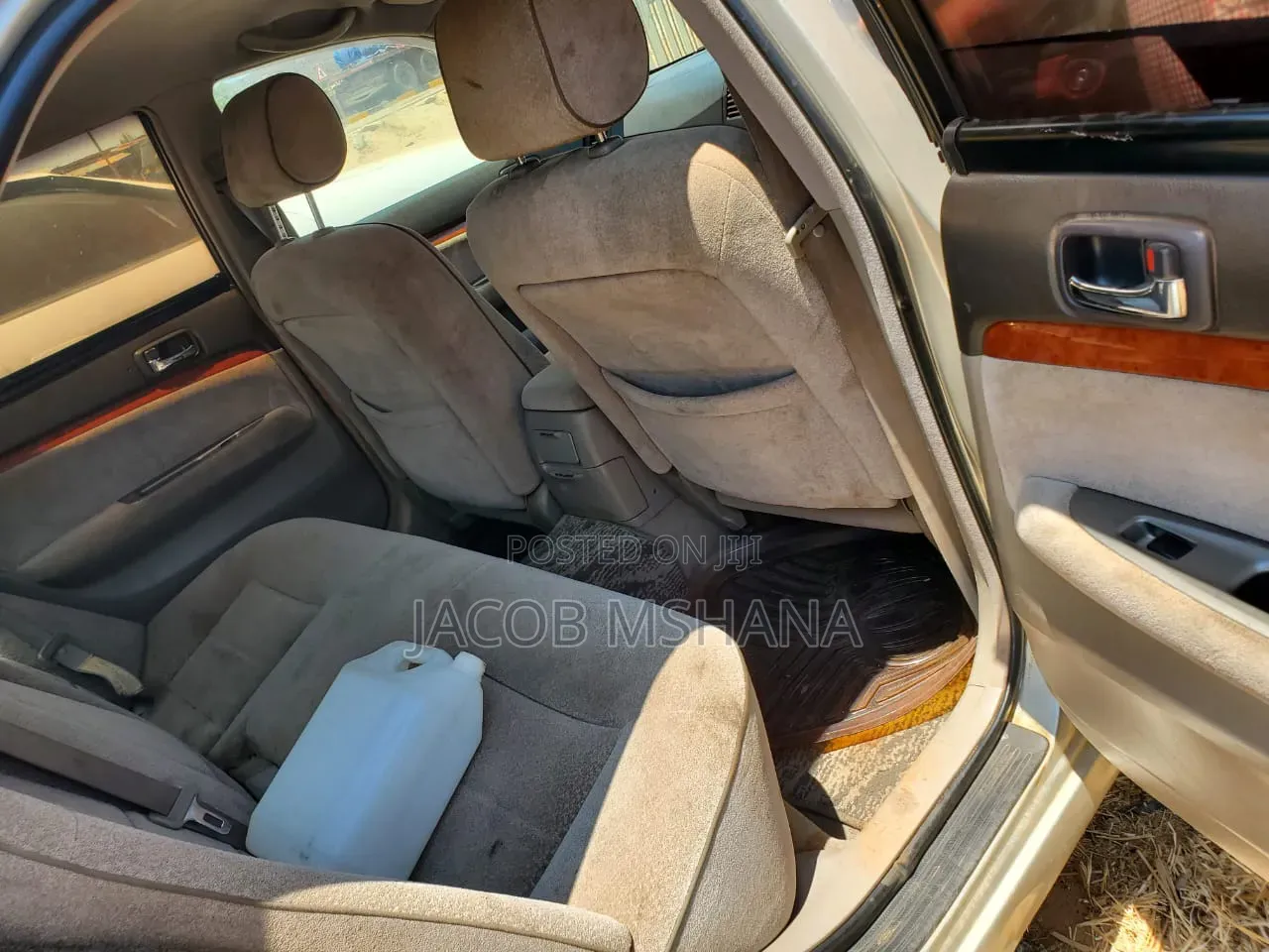 Toyota Mark II 2004 Silver