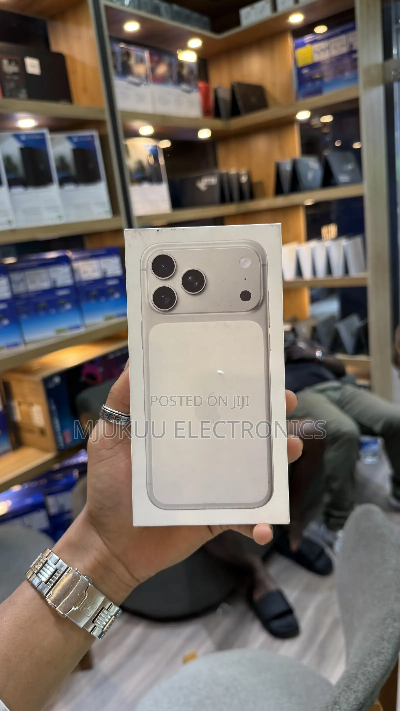 New Apple iPhone 17 Pro Max 256 GB Silver