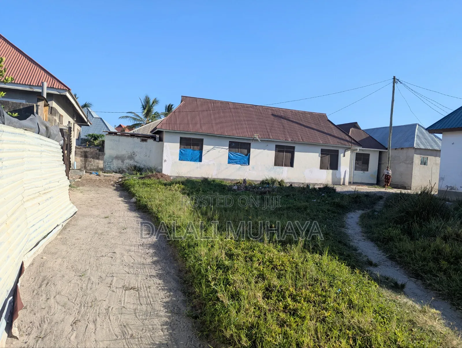 Kiwanja K I N a U Z W a TSH 11,000,000 Milioni