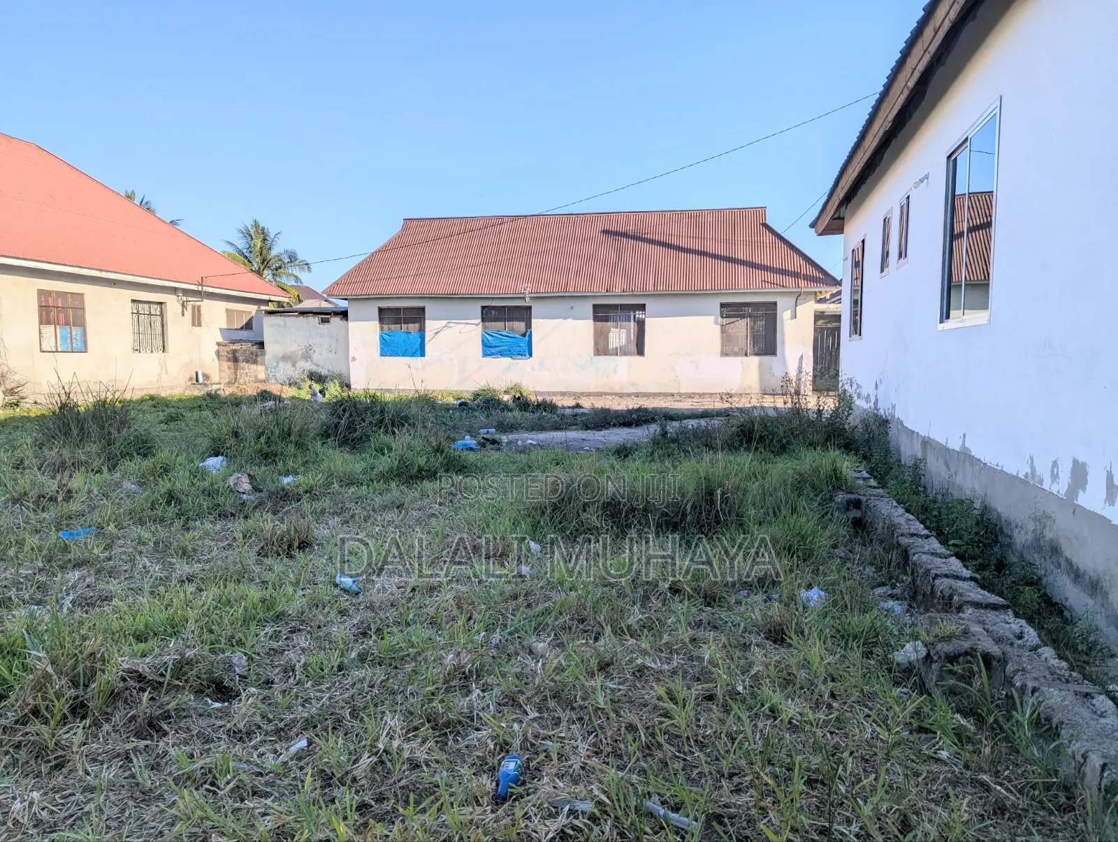 Kiwanja K I N a U Z W a TSH 11,000,000 Milioni