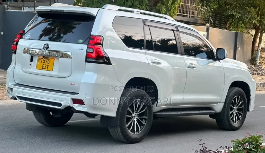 Toyota Land Cruiser Prado 2020 White