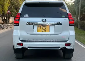 Toyota Land Cruiser Prado 2020 White
