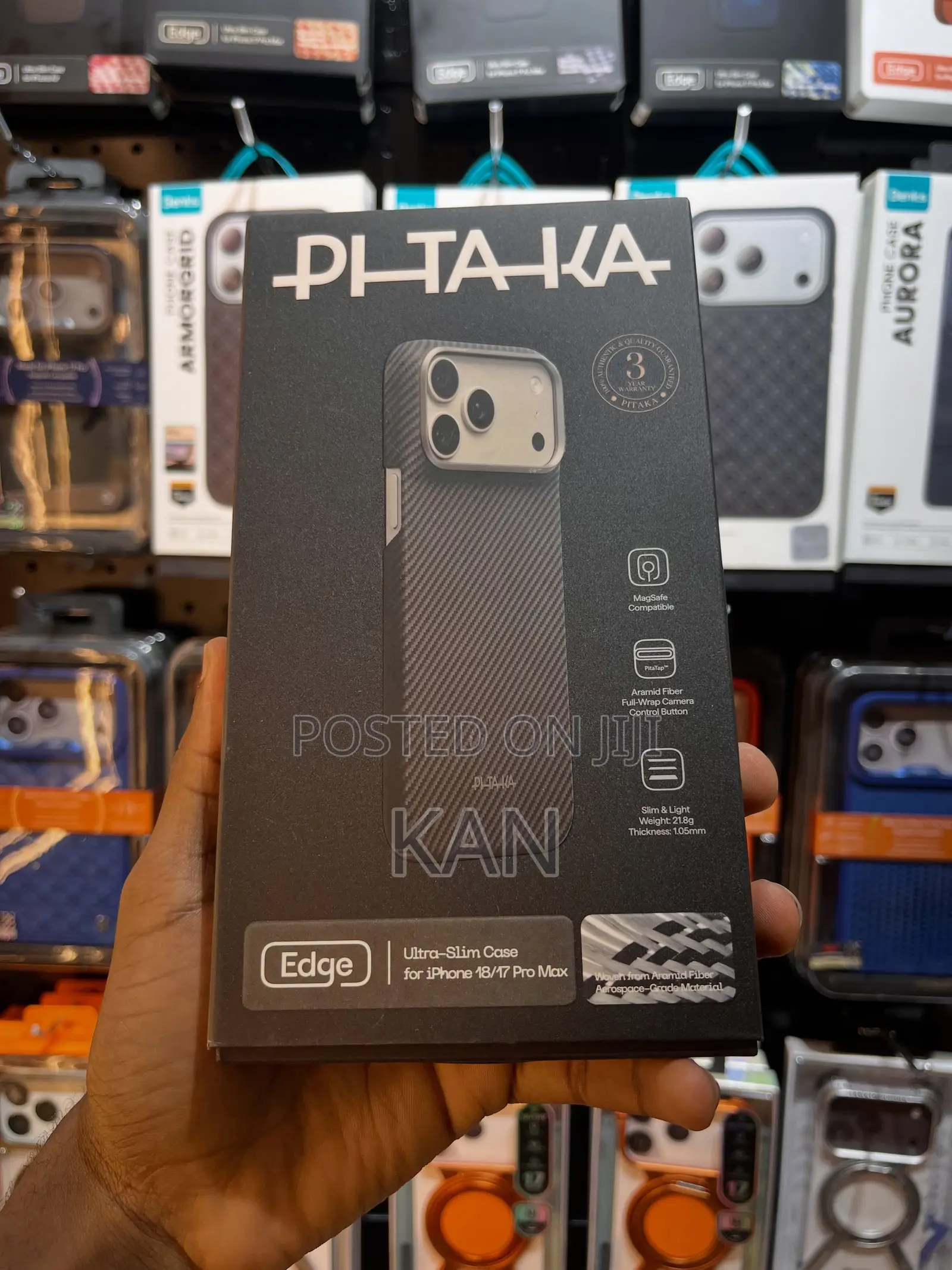 Black Pitaka Case 18/17 Pro Max