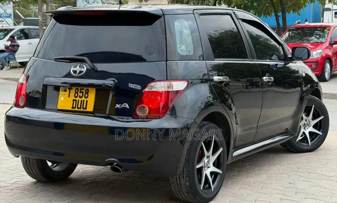 Toyota IST 2006 Black