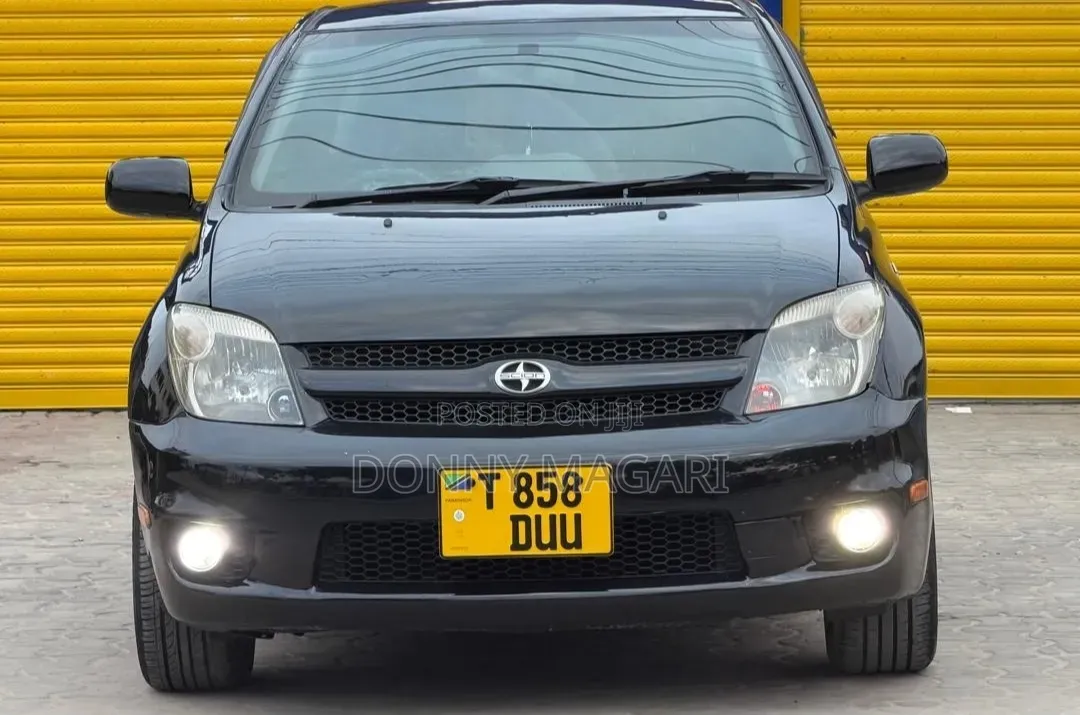 Toyota IST 2006 Black