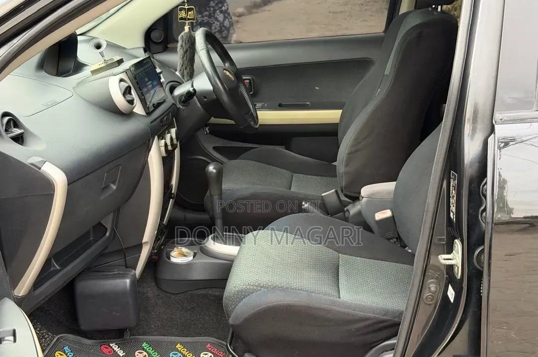 Toyota IST 2006 Black