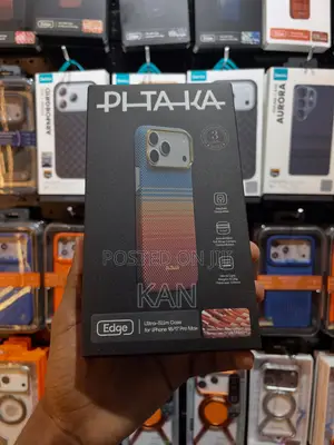 Original Pitaka Case
