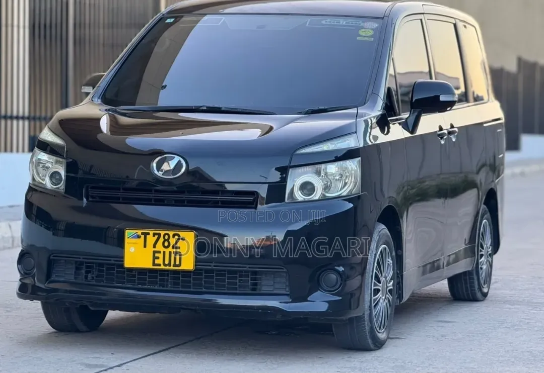 Toyota Noah 2008 Black