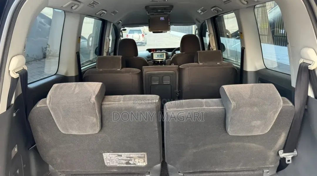 Toyota Noah 2008 Black