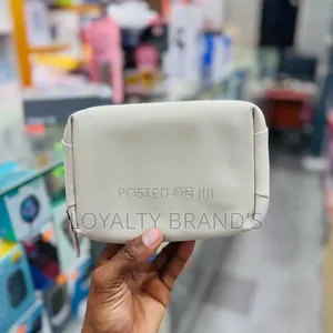 Pouch Bag Promate Innovation and Excellent price: 95,000/=