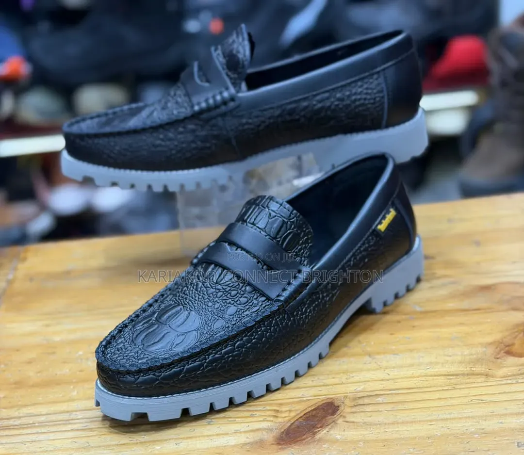 Black Croc-Embossed Casual Loafers