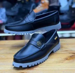 Black Croc-Embossed Casual Loafers