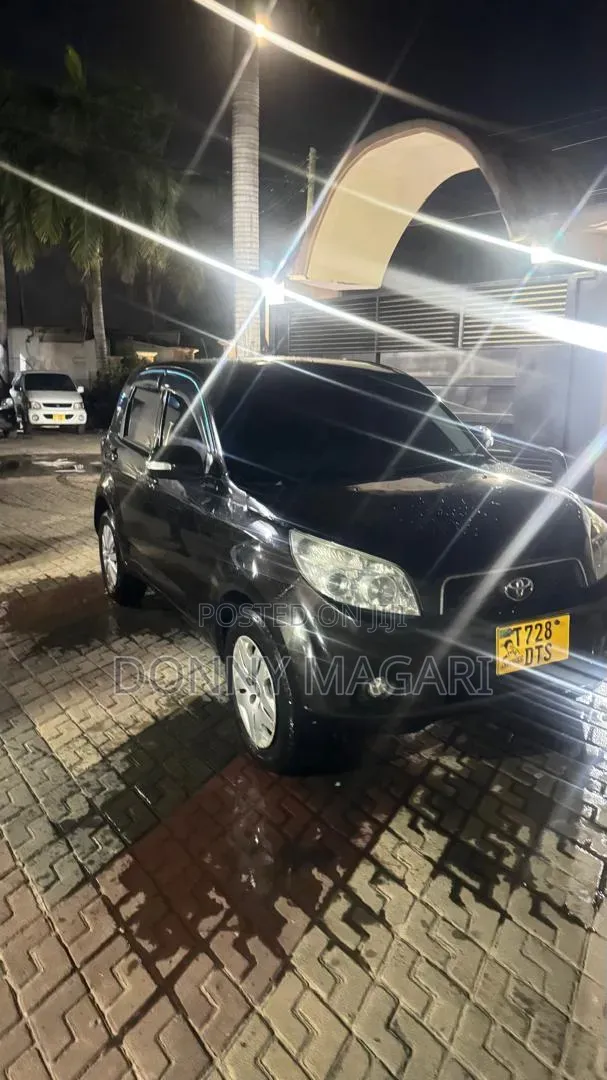 Toyota Rush 2007 Black