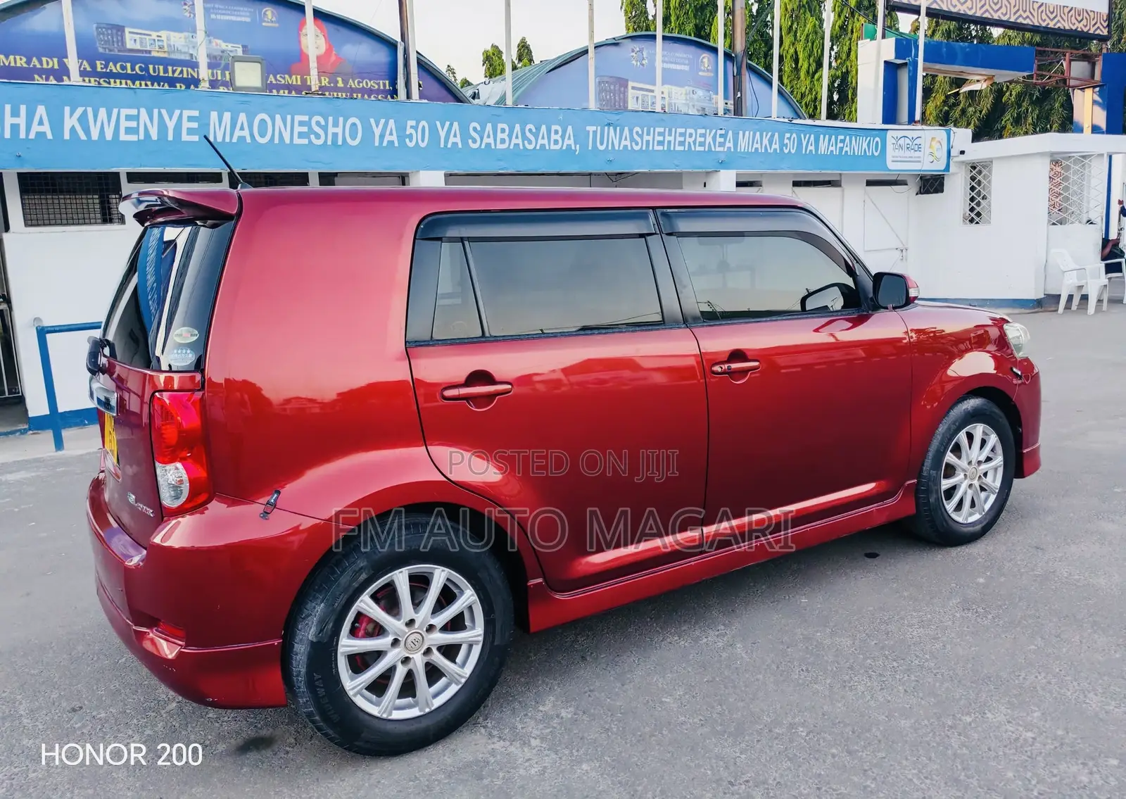 Toyota Corolla Rumion 2009 Red