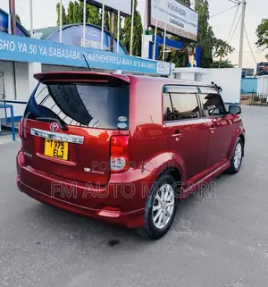 Toyota Corolla Rumion 2009 Red