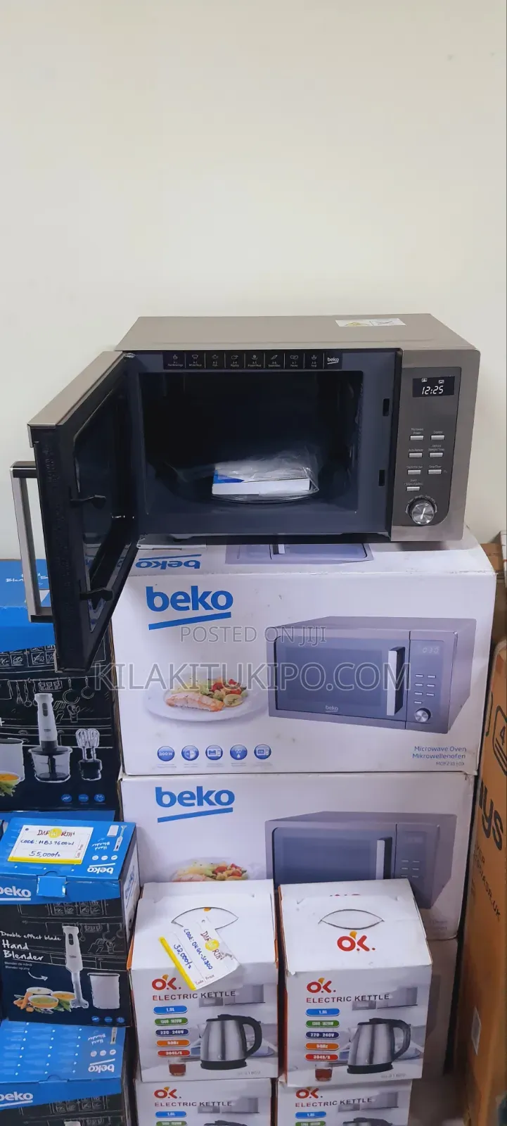 The Beko MOF23110X Is an 800W, 23-Litre Compact Solo Microwave