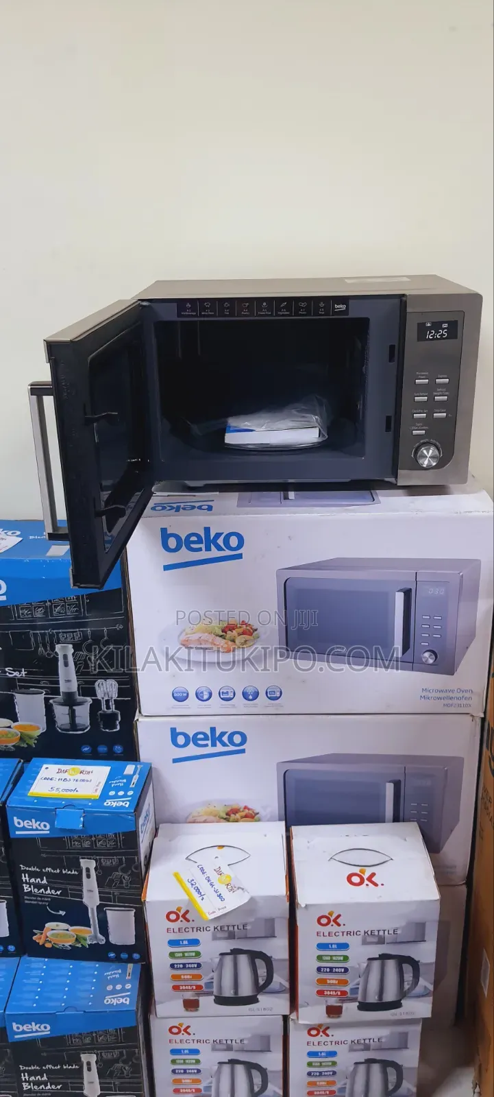 The Beko MOF23110X Is an 800W, 23-Litre Compact Solo Microwave