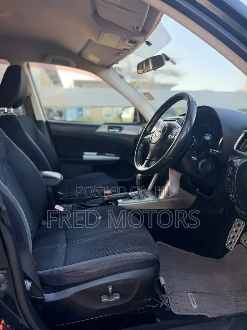 Subaru Forester 2010 Black