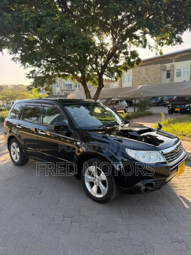 Subaru Forester 2010 Black