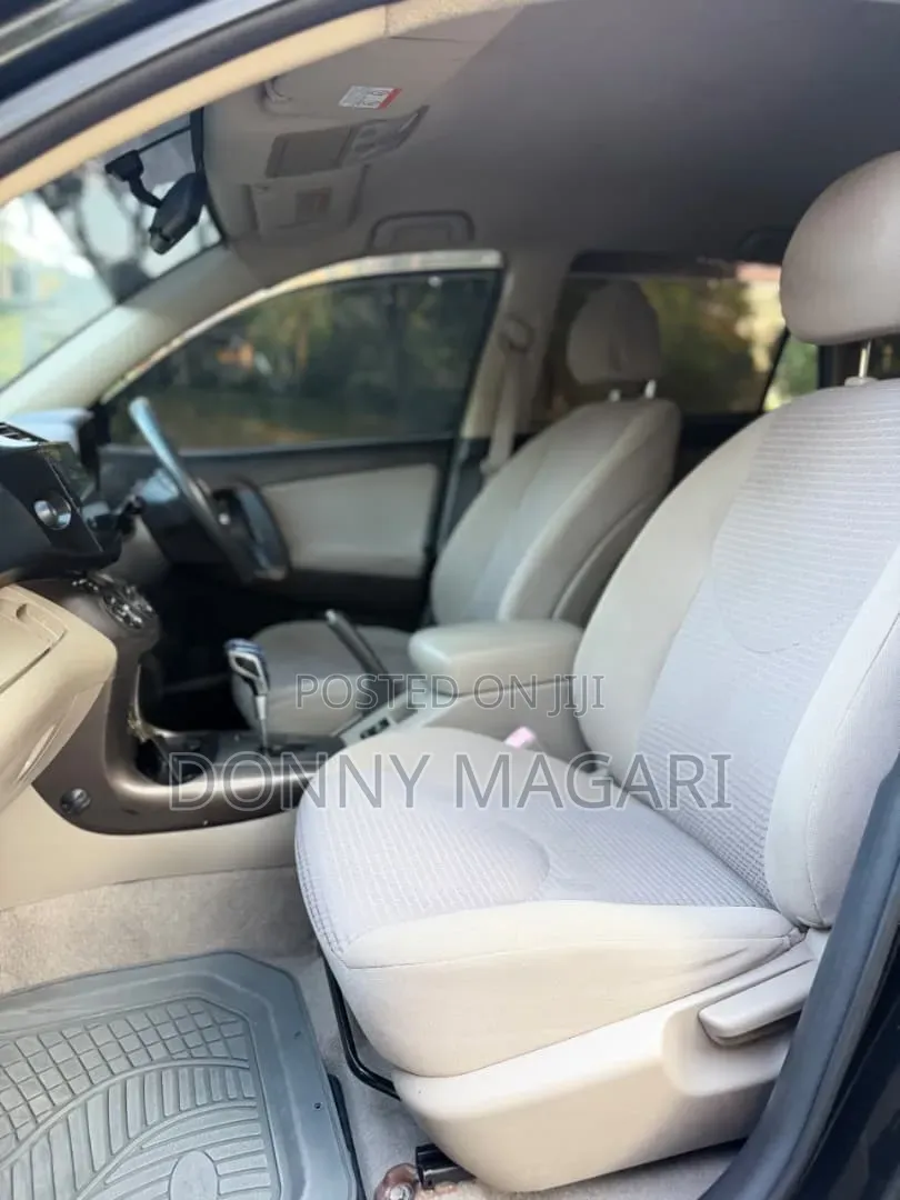 Toyota Vanguard 2008 Black