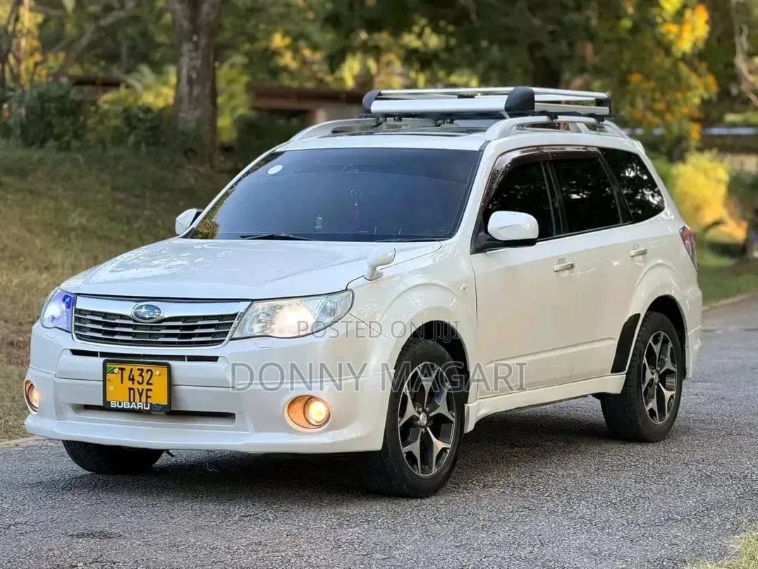 Subaru Forester 2009 White