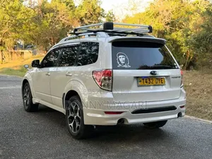 Subaru Forester 2009 White