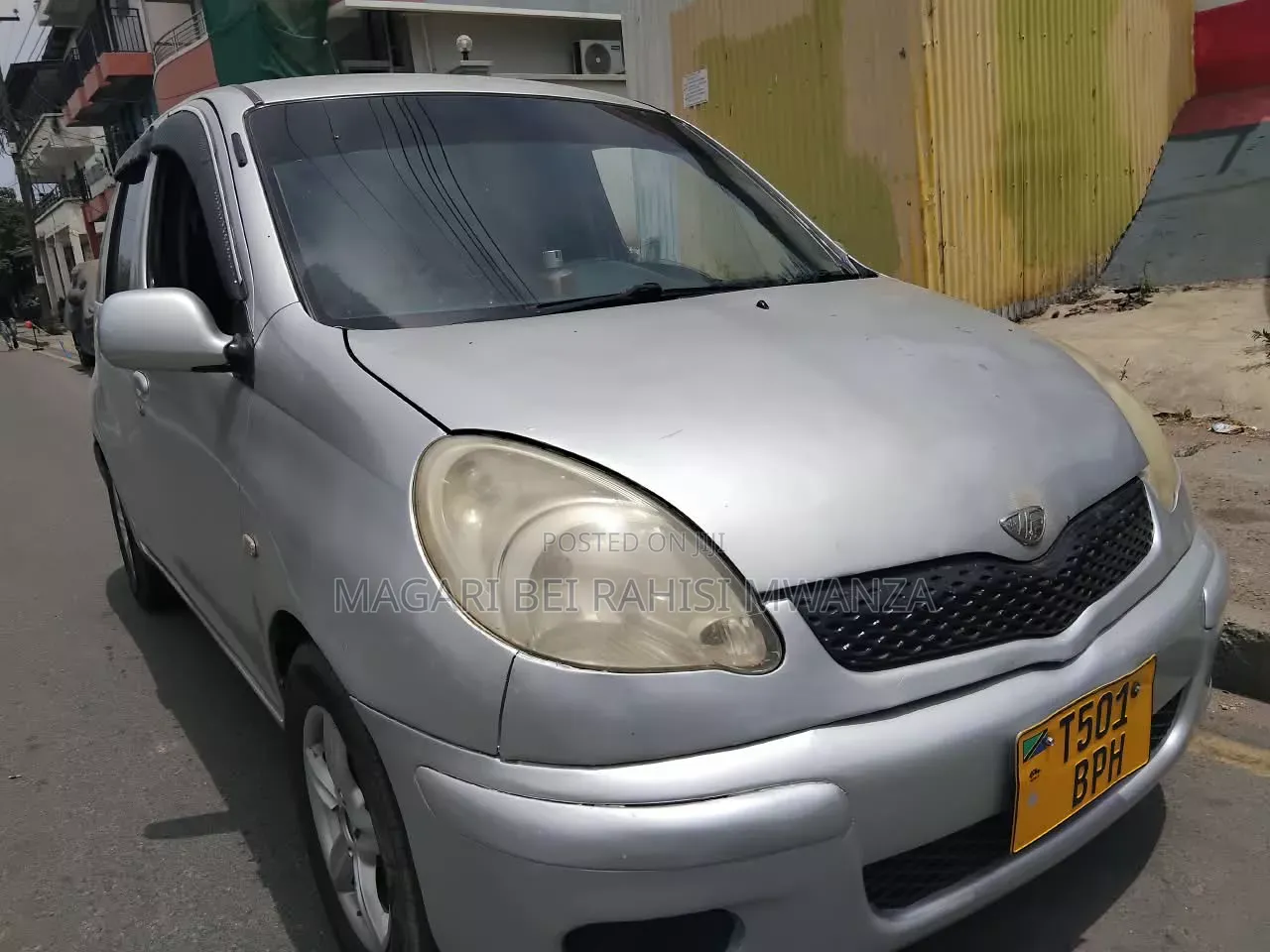 Toyota Fun Cargo 2004 Silver