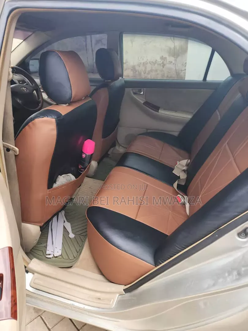 Toyota Corolla 2000 Silver